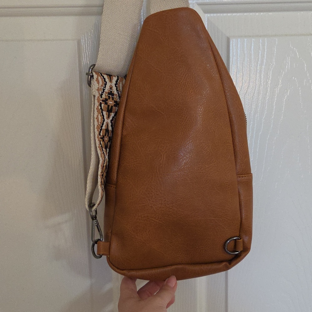 Sam and Hadley Crossbody Sling Bag with Patterned Strap - Picture 8 of 10